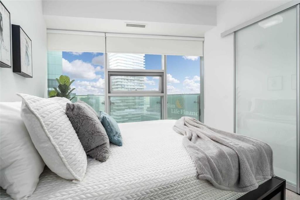 New Superior Lakeview Luxury Top Floor 3-Bedroom Suite On 48Th Floor Τορόντο Εξωτερικό φωτογραφία