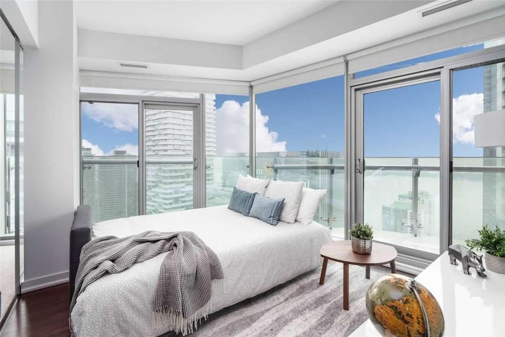 New Superior Lakeview Luxury Top Floor 3-Bedroom Suite On 48Th Floor Τορόντο Εξωτερικό φωτογραφία