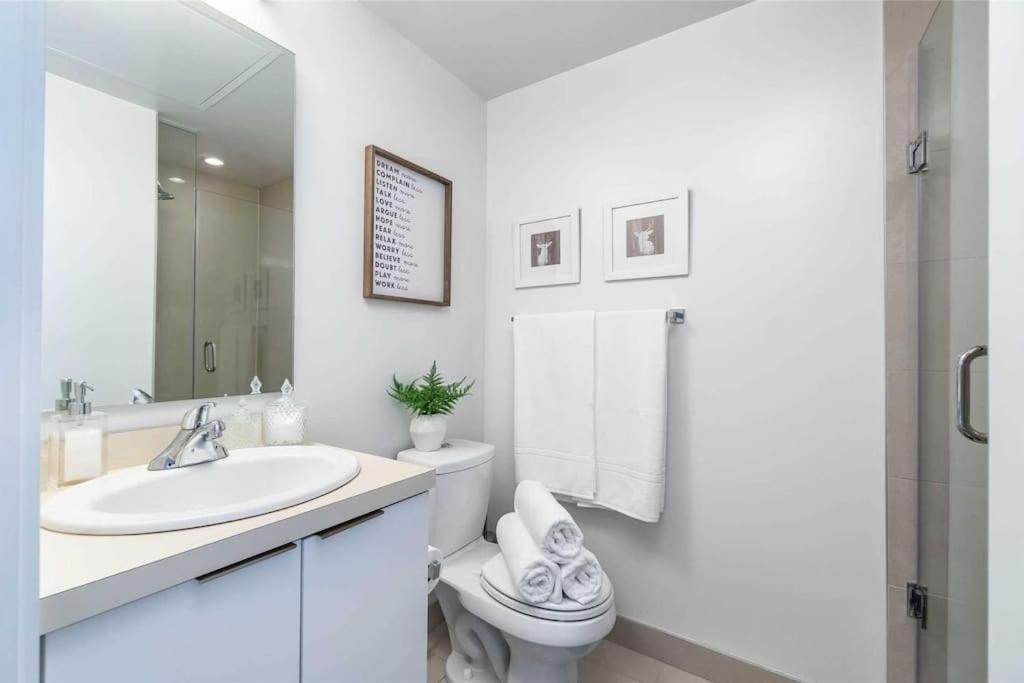 New Superior Lakeview Luxury Top Floor 3-Bedroom Suite On 48Th Floor Τορόντο Εξωτερικό φωτογραφία