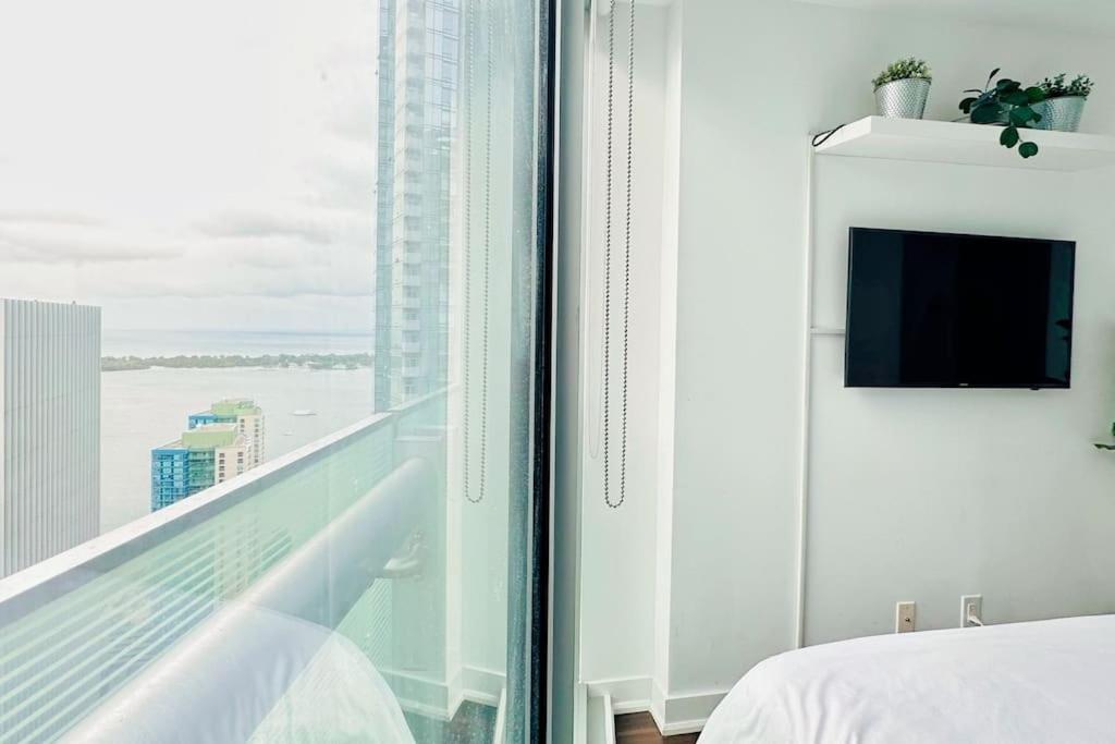 New Superior Lakeview Luxury Top Floor 3-Bedroom Suite On 48Th Floor Τορόντο Εξωτερικό φωτογραφία